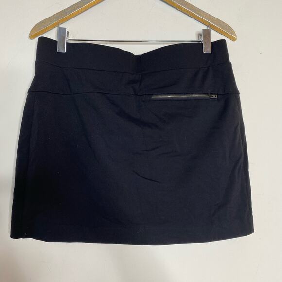 ATHLETA Black Modern Metro Drawstring Mini Skort Size Small - Picture 8 of 9